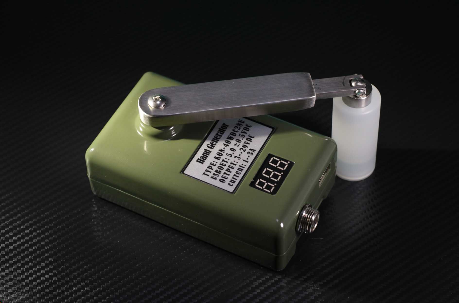KON-40WDC28U USB-enabled hand crank emergency generator