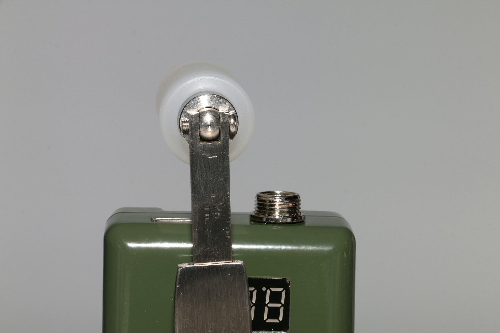 KON-40WDC28U handle detail